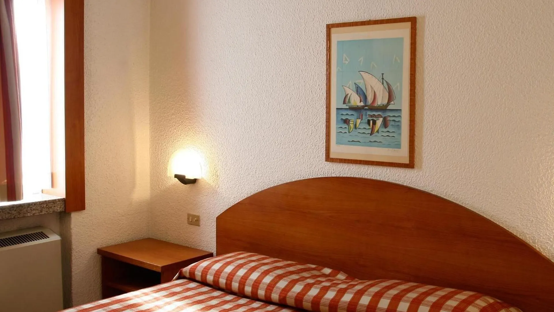 Golf Hotel Lainate 4*,  Italia